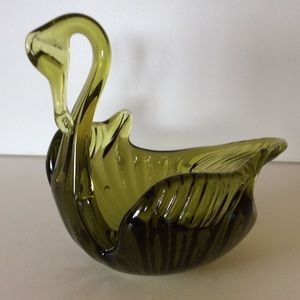 Vintage Art Glass  6” Handcrafted Swan Figurine